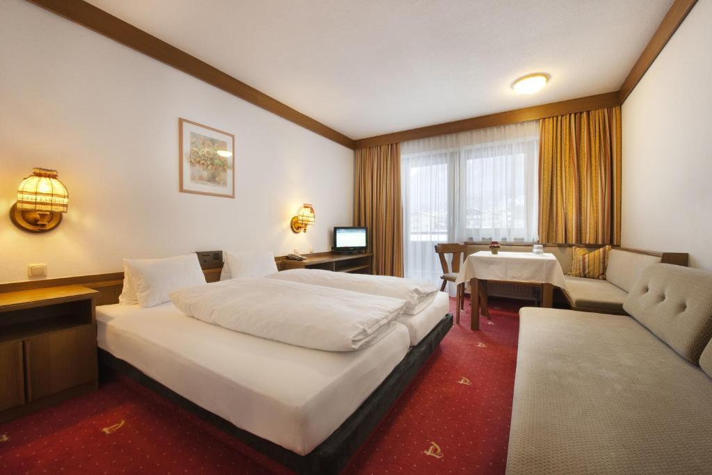 Ferienhotel Tyrol Soell Am Wilden Kaiser Екстер'єр фото